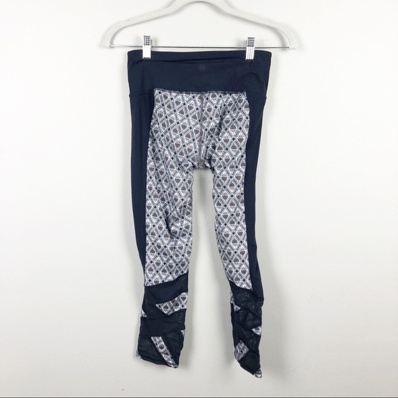 Athleta Mantra Mosaic Printed Cropped Sheer Mesh Leggings XS Blue Workout - Picture 3 of 6